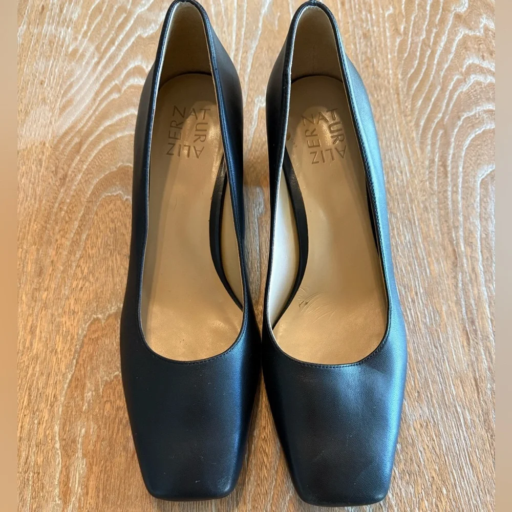NATURALIZER “Karina” Black Leather Square Toe Block Heel‎ Pumps Women’s Size 7.5